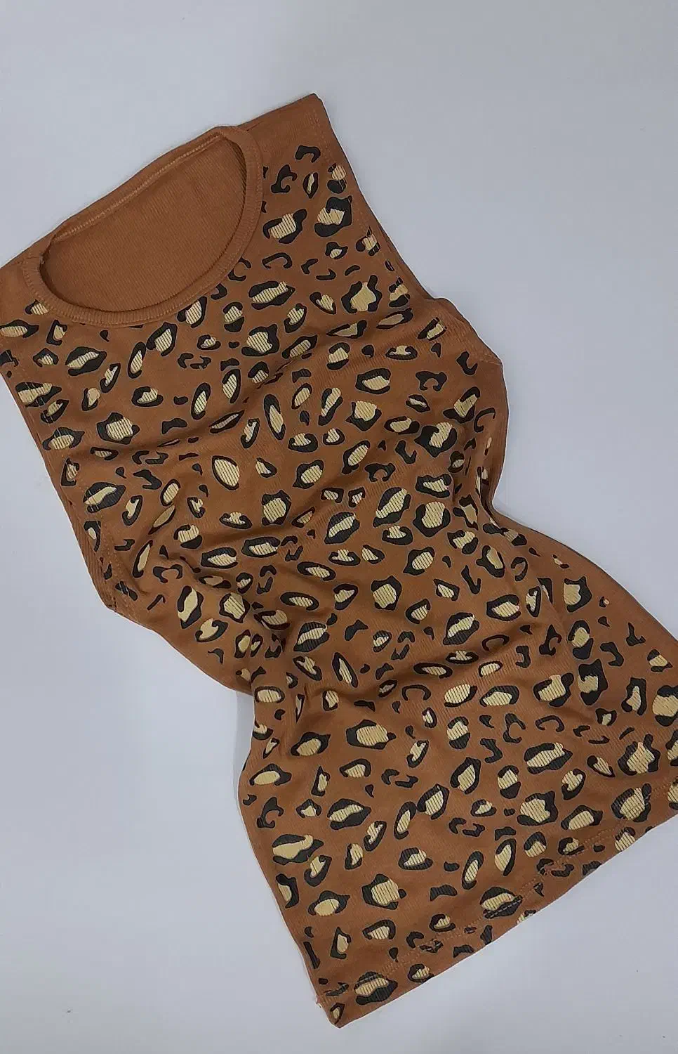 لباس|لباس|اصفهان, براآن شمالی|دیوار