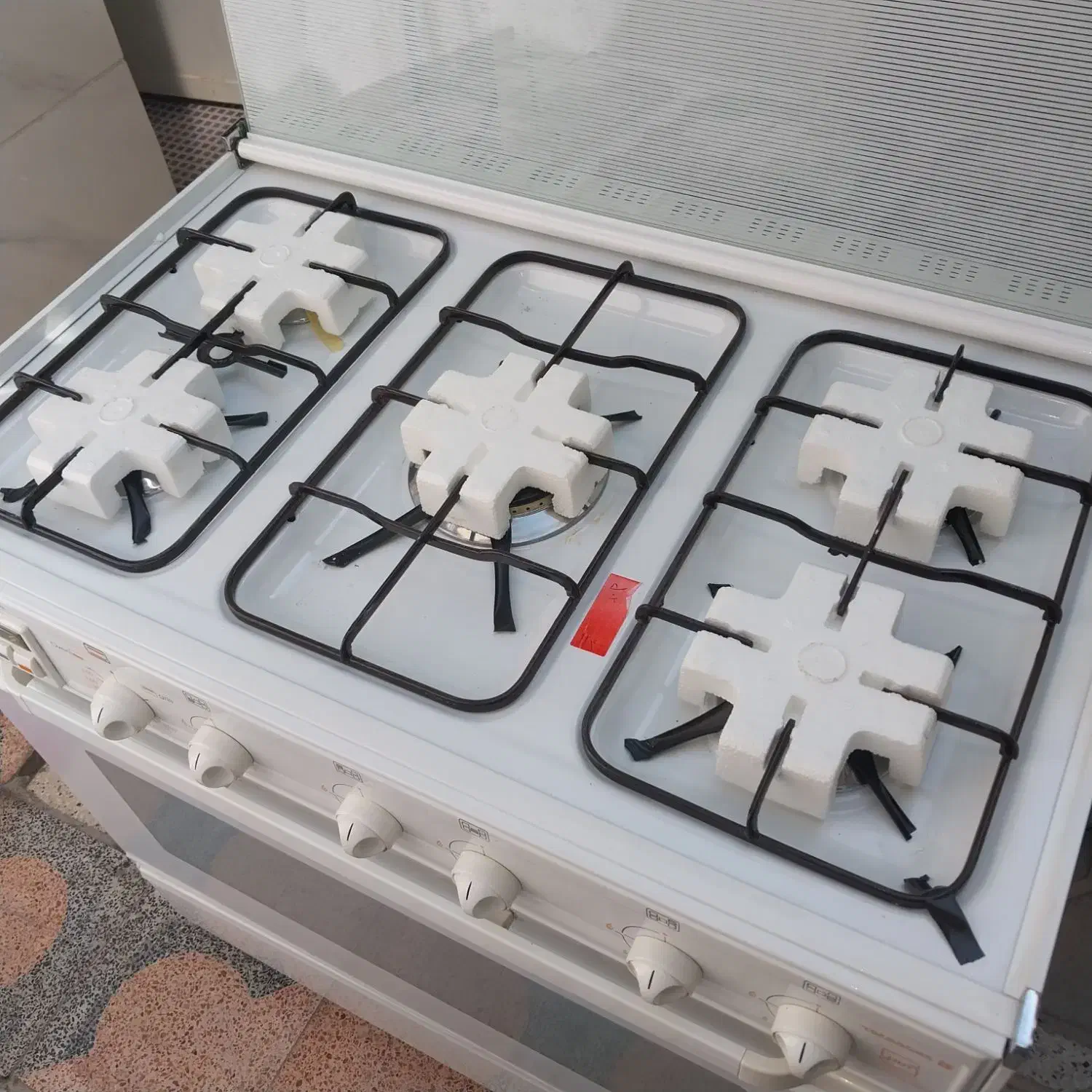 اجاق گاز فردار تکنوا نو سالم ۵شعله ۲۵میلیون تومان|اجاق گاز و لوازم برقی پختوپز|شیراز, شهرک سعدی|دیوار