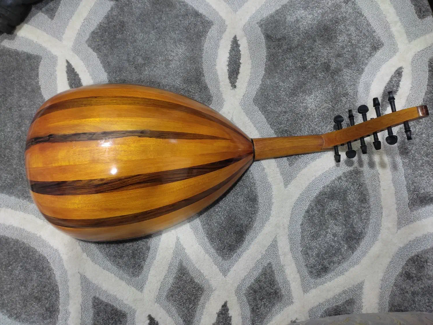 عود متاع پور|سازهای سنتی|قشم, |دیوار