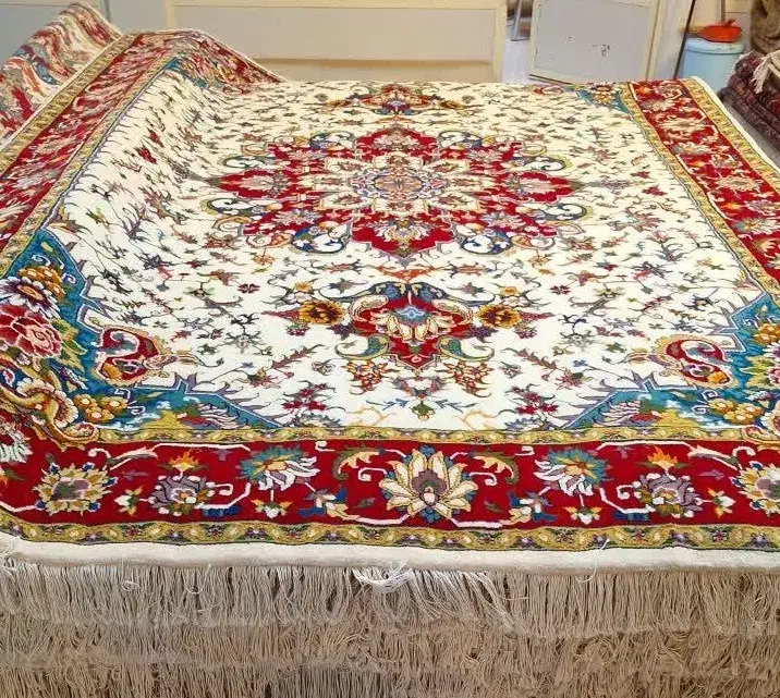 فرش ۹ متری سالاری|فرش|تبریز, |دیوار