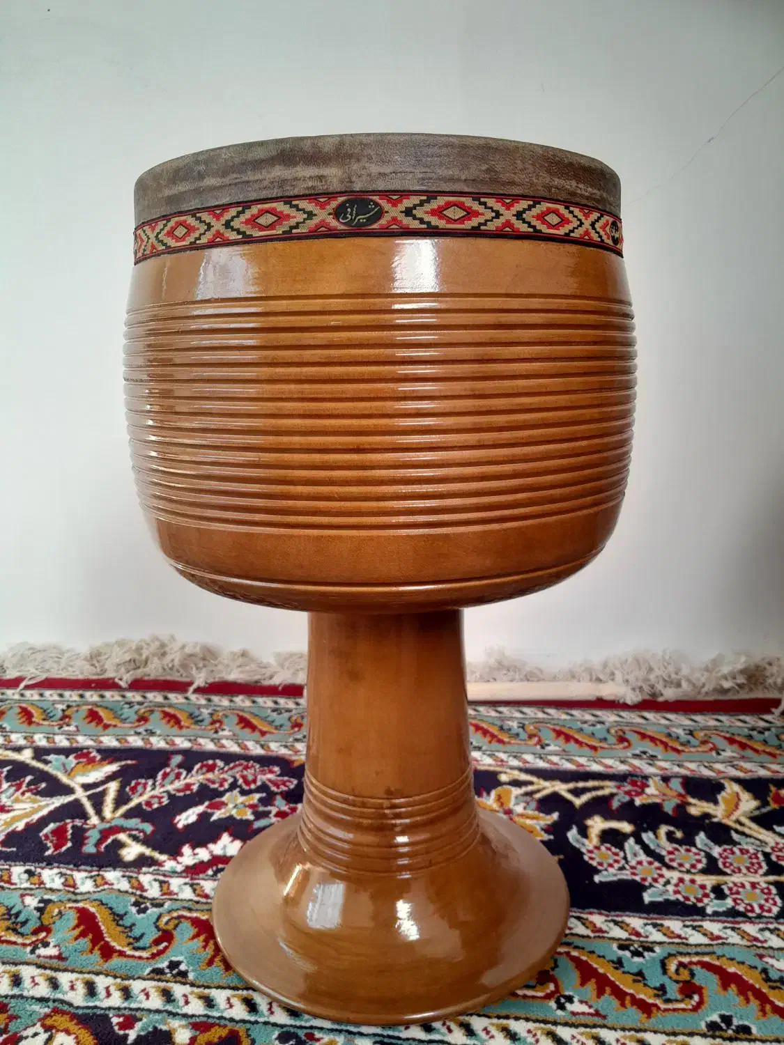 تنبک شیرانی|سازهای سنتی|شازند, |دیوار