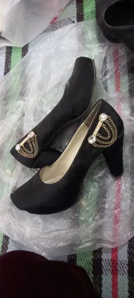 کفشای مجلسی|کیف، کفش، کمربند|بروجرد, |دیوار