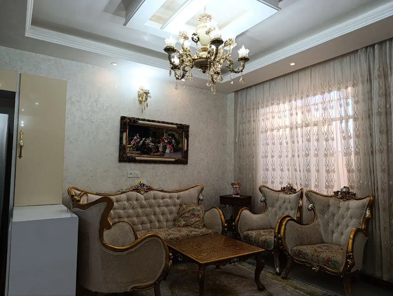 مبلمان ۷ نفره سلطنتی|مبلمان خانگی و میز عسلی|قوچان, |دیوار