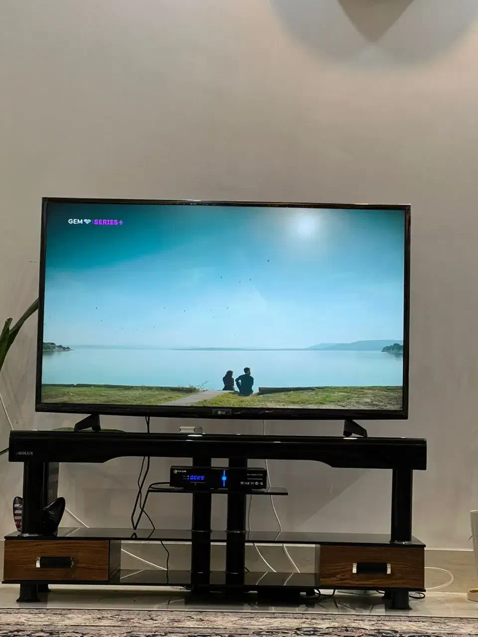 ال ای دی49 اینچ LG|تلویزیون و پروژکتور|نورآباد ممسنی, |دیوار