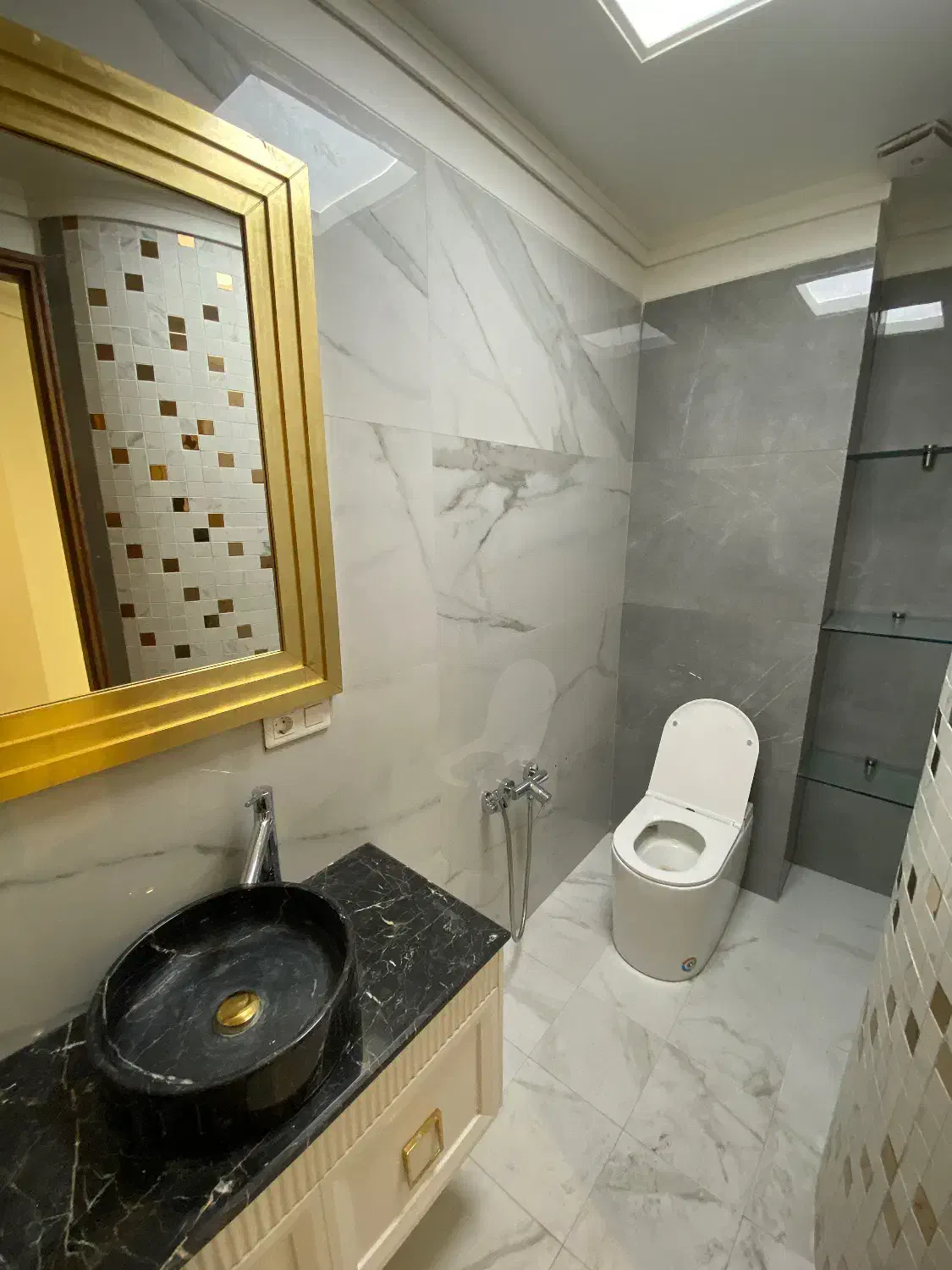 اجاره واحد ۱۶۰متری الهیه ۳خواب نوساز زیر قیمت