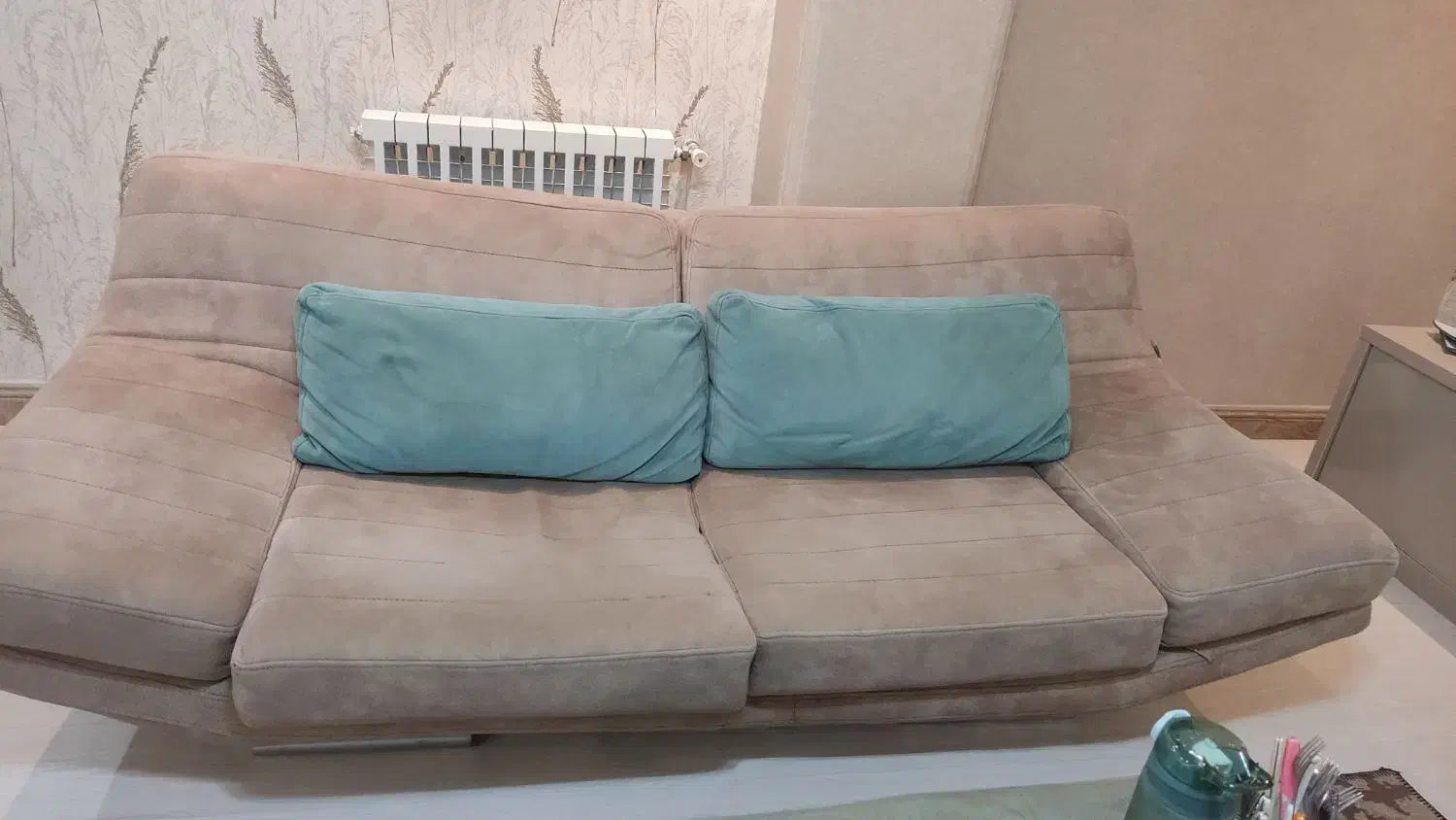 مبل راحتی|مبلمان خانگی و میز عسلی|رشت, گلباغ نماز|دیوار