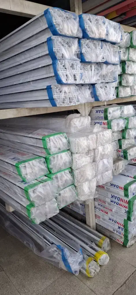 پنجره  دوجداره رنگی و سفید|خدمات پیشه و مهارت|گنبد کاووس, |دیوار