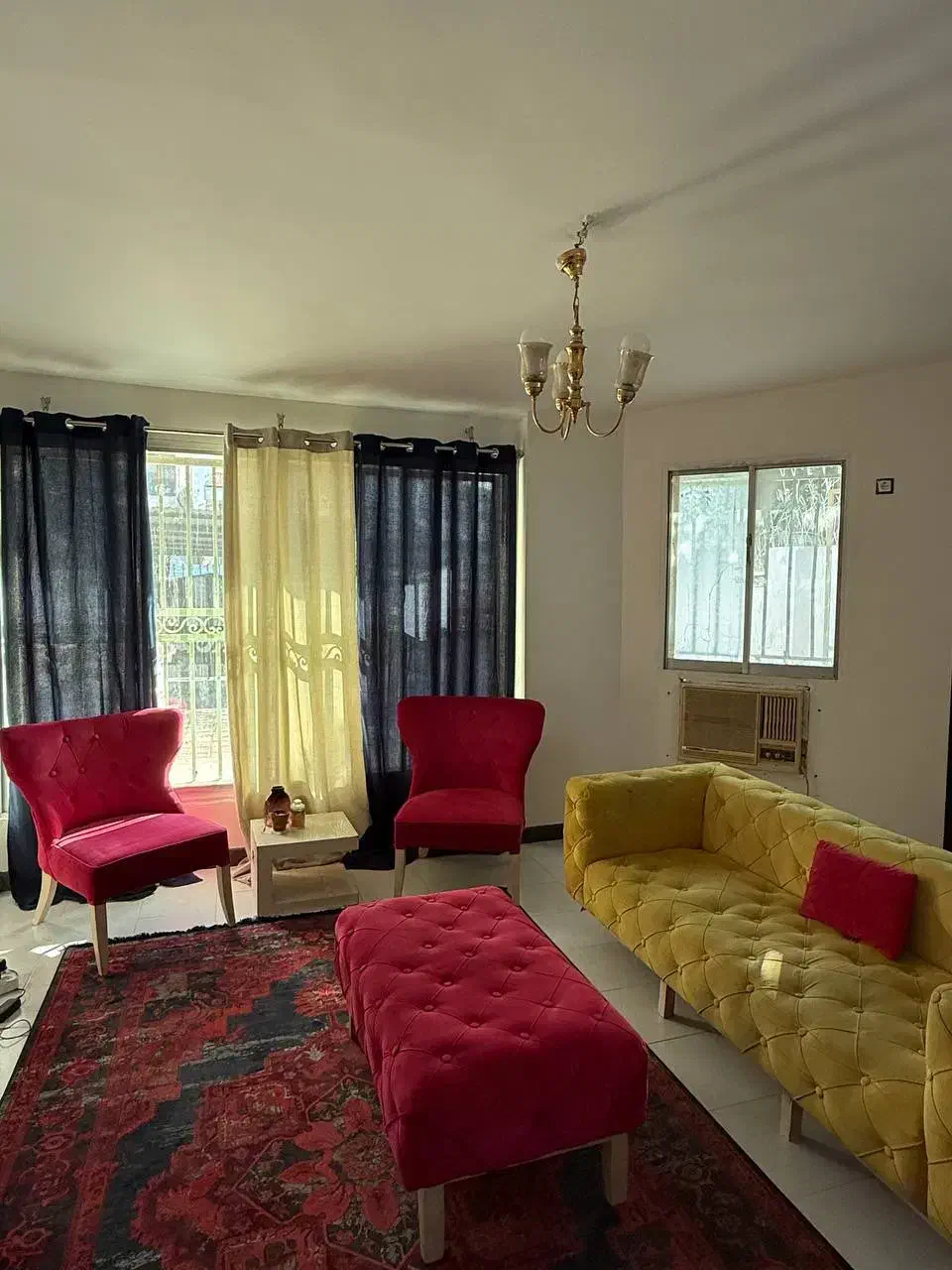 ست مبل و میز تولویزیون و تخت خواب|مبلمان خانگی و میز عسلی|چابهار, |دیوار