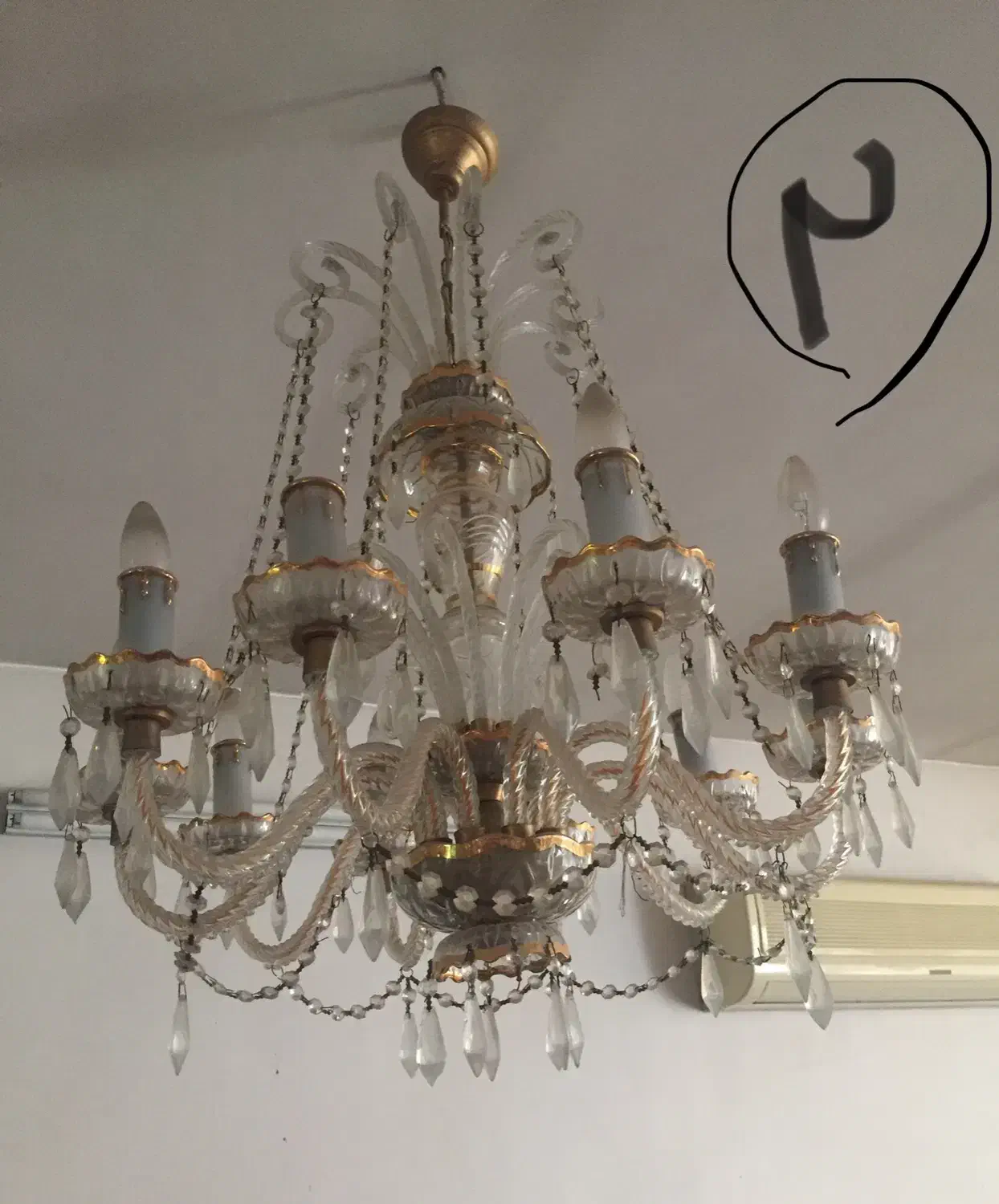 پنج عدد لوستر زیبا و آنتیک خیلی کمتر از قیمت واقعی|لامپ و چراغ|قم, سالاریه|دیوار