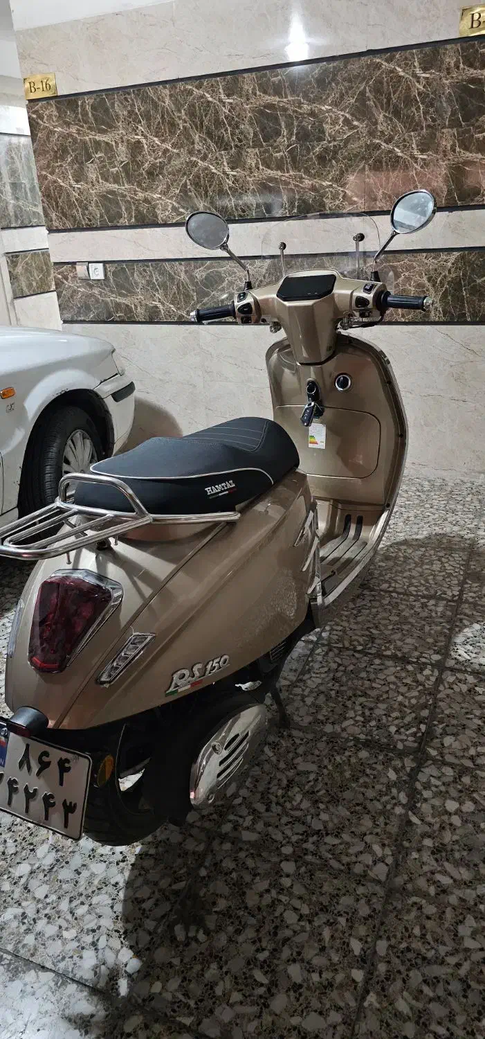 وسپاRS150 همتاز|موتورسیکلت|فولادشهر, B4|دیوار