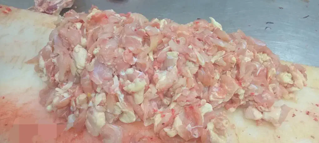 گوشواره مرغ خورده مرغ|خوردنی و آشامیدنی|حبیب آباد, |دیوار