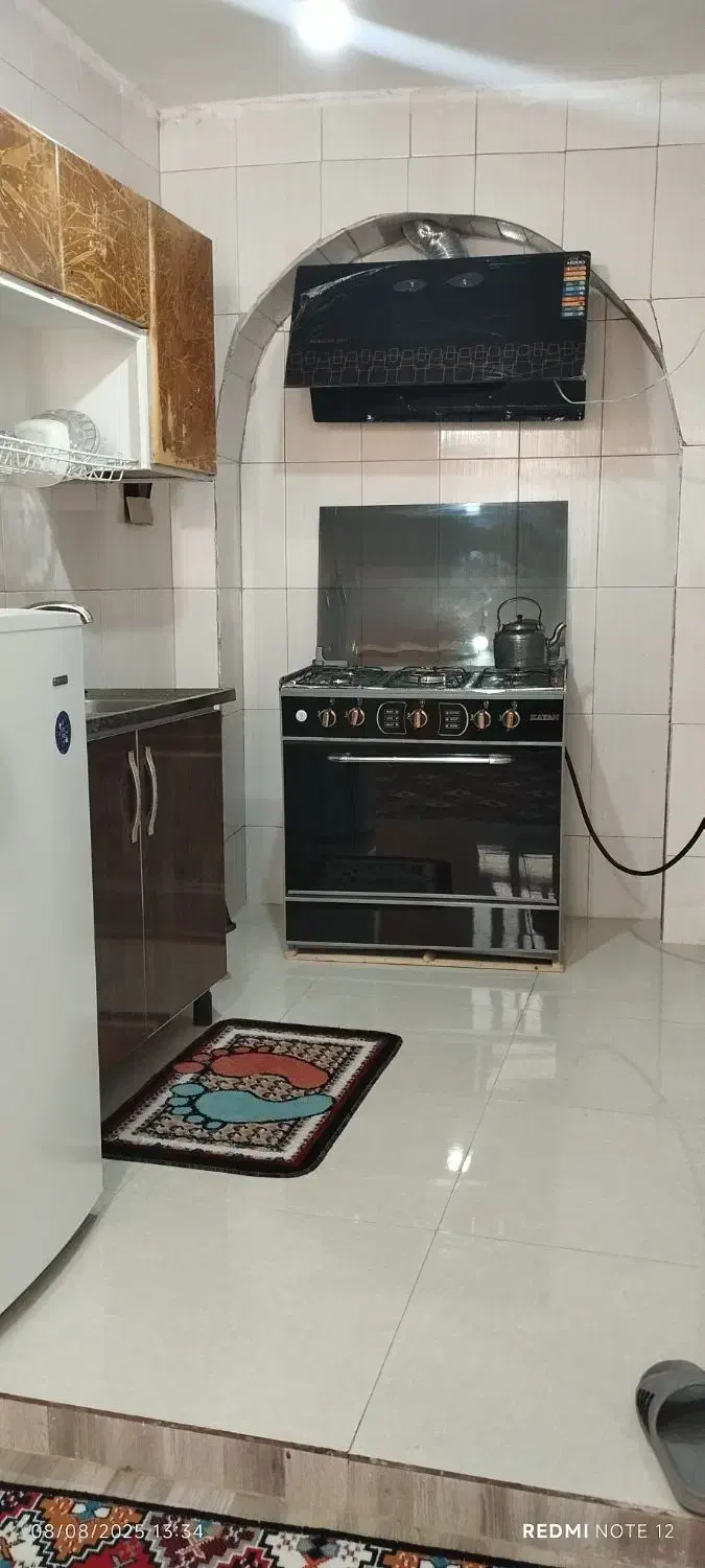 منزل مبله وسویت مرکز شهر نزدیک شاهچراغ و زند|اجارهٔ کوتاه‌مدت آپارتمان و سوئیت|شیراز, لب آب|دیوار