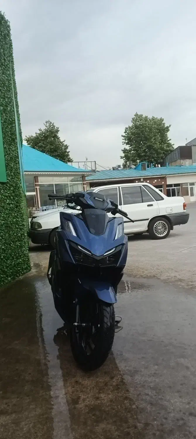 کلیک واریو|موتورسیکلت|رشت, آزادگان|دیوار