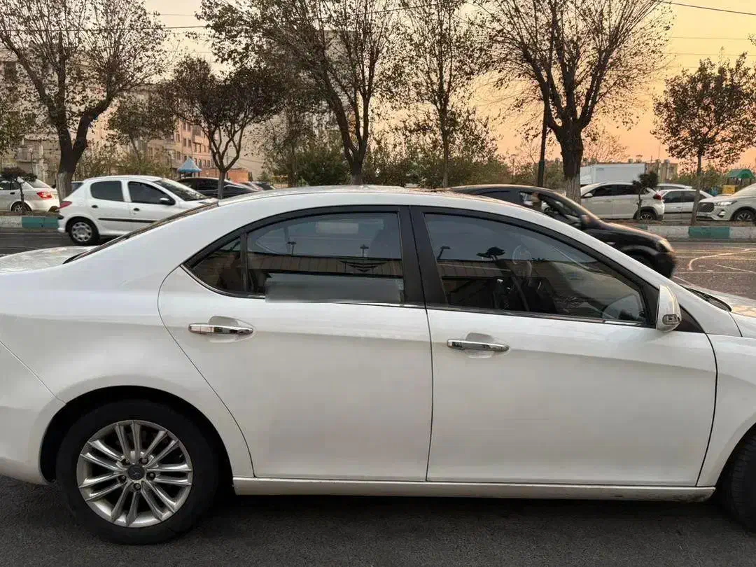 جک جی ۵ j5|خودرو سواری و وانت|تهران, فردوسی|دیوار