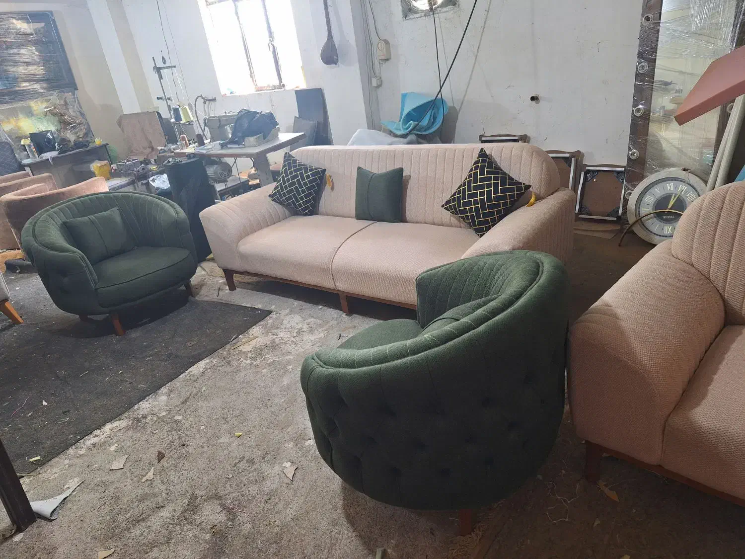 یک دست ۸نفره مبل مینیمال|مبلمان خانگی و میز عسلی|کوچصفهان, |دیوار