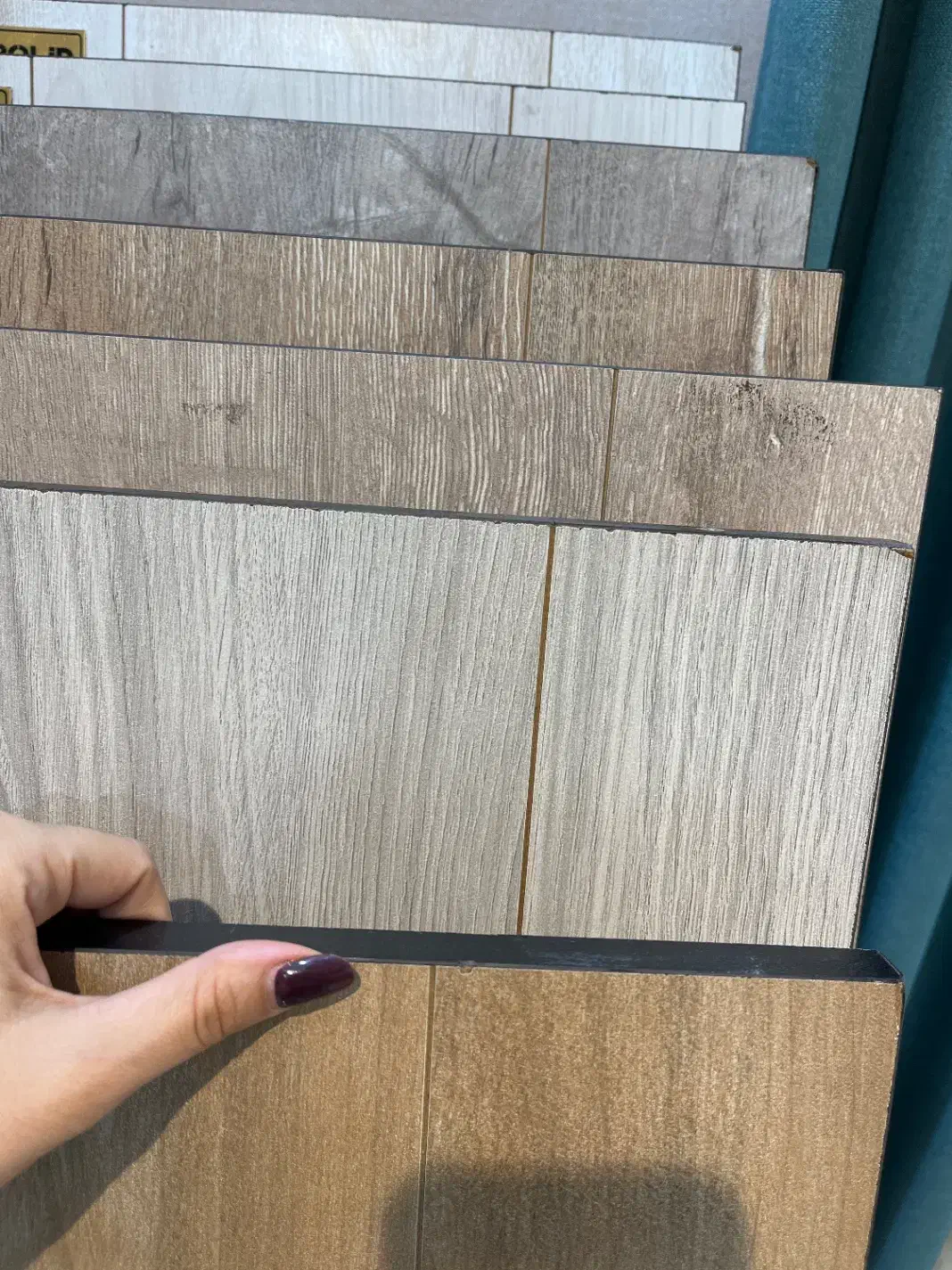 فروش و نصب انواع پارکت با قیمت عالی|خدمات پیشه و مهارت|رشت, سعدی (تختی)|دیوار