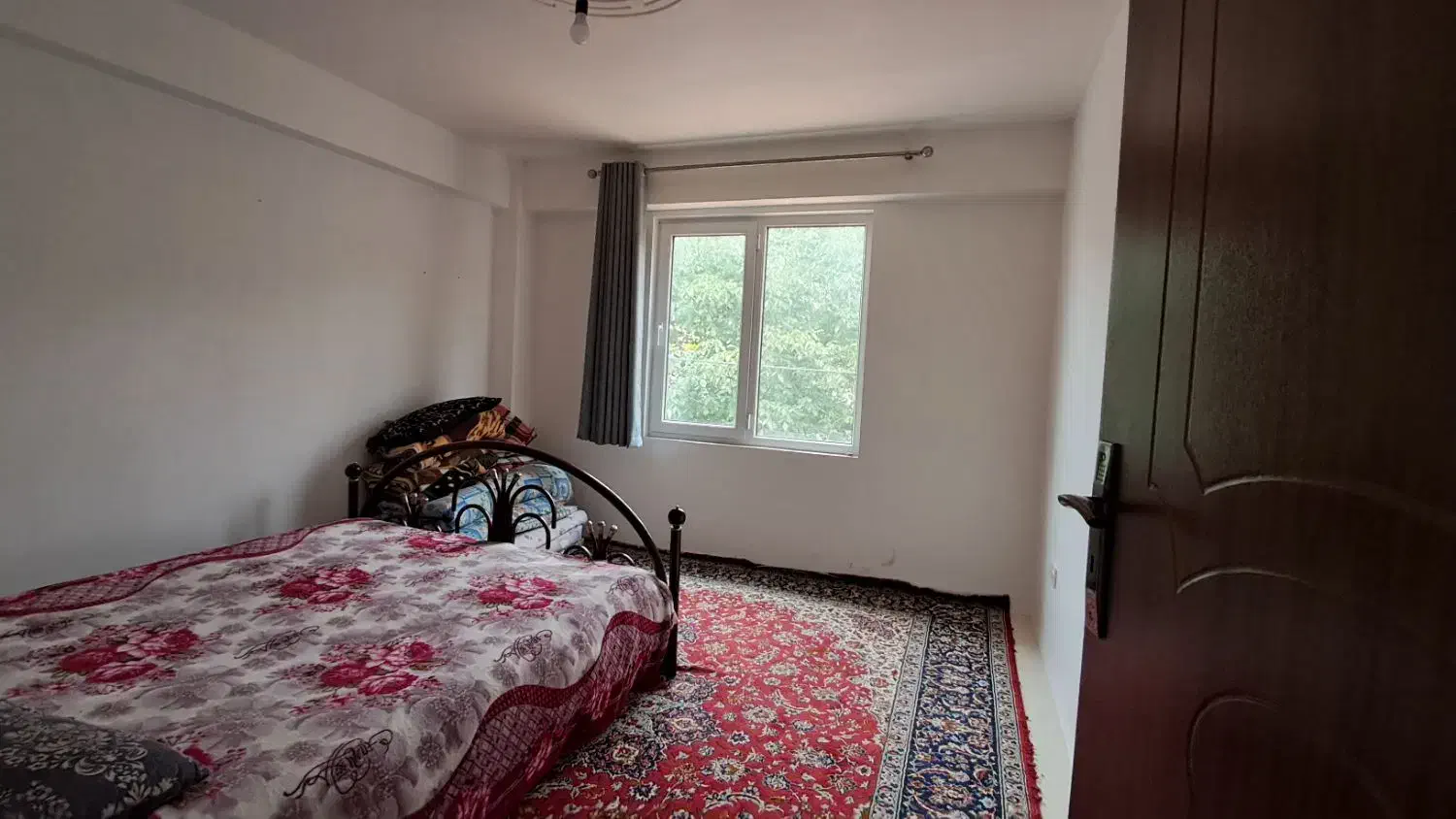 سوئیت بدون خواب ویلا دوخوابه کنار رودخانه مرکز شهر|اجارهٔ کوتاه‌مدت آپارتمان و سوئیت|کلاردشت, |دیوار