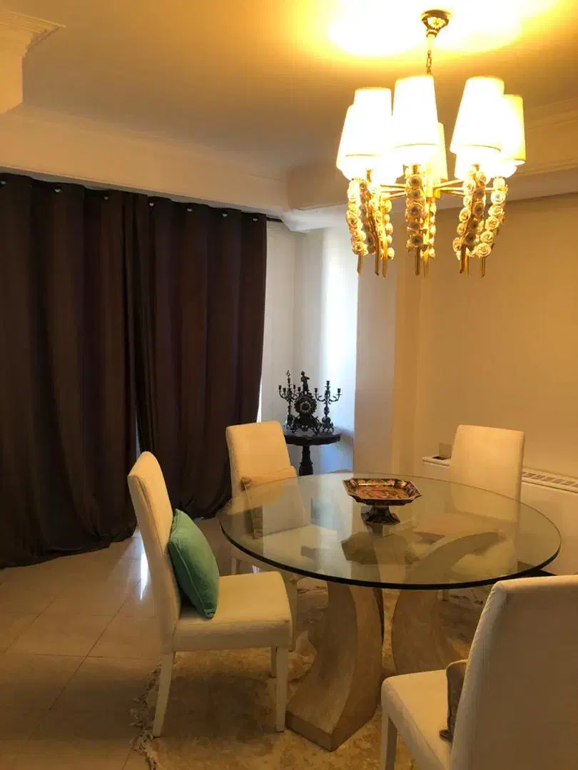 ۱۸۰ متر ۳ خواب شمال جردن طبقه ۸ فایل شخصی