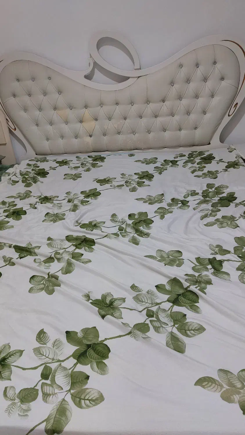 تخت دو نفره با تشک رویال|تخت و سرویس خواب|هشتگرد, هشتگرد قدیم|دیوار