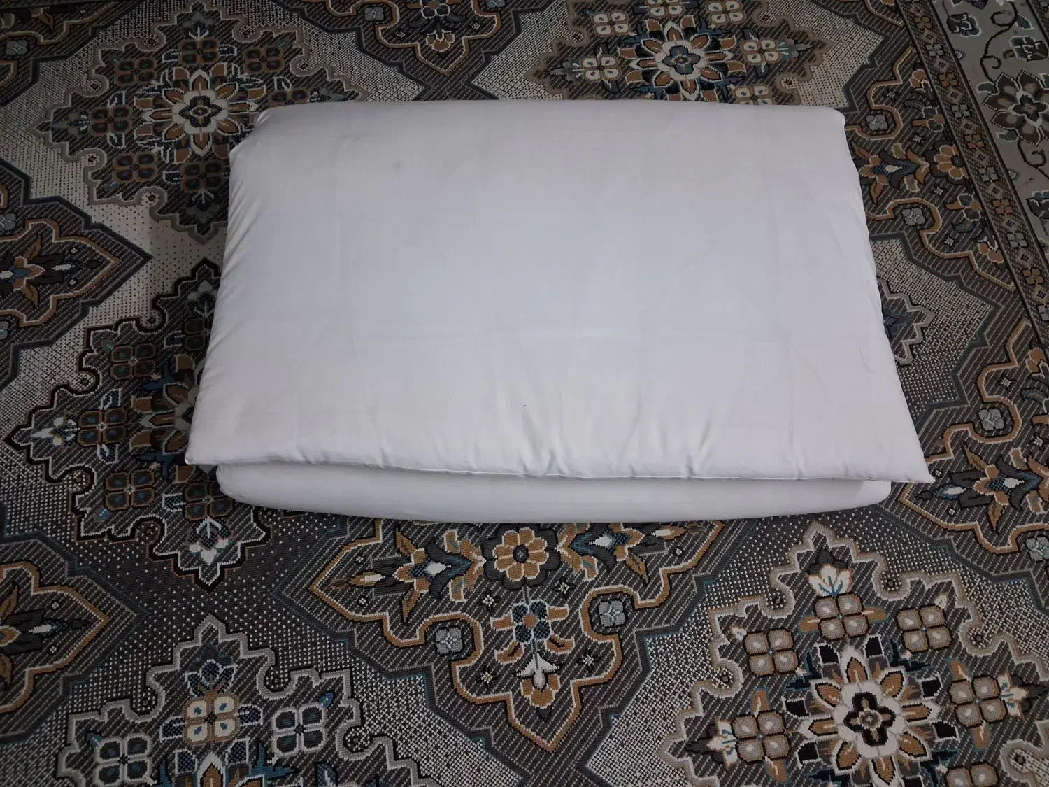 تشک پنبه ایی|رختخواب، بالش، پتو|شاهینشهر, بنیاد ازدواج|دیوار