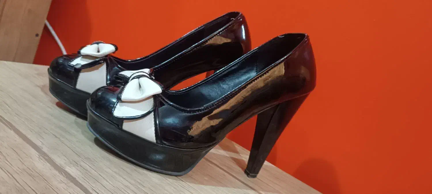 کفش مجلسی پاشنه دار|کیف، کفش، کمربند|ساوه, |دیوار