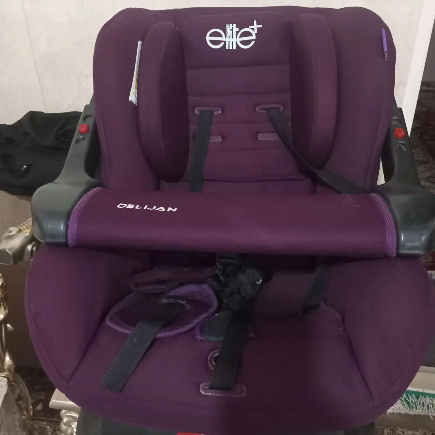 صندلی ماشین بچه|تخت و صندلی بچه|رباط‌کریم, نصیرشهر|دیوار