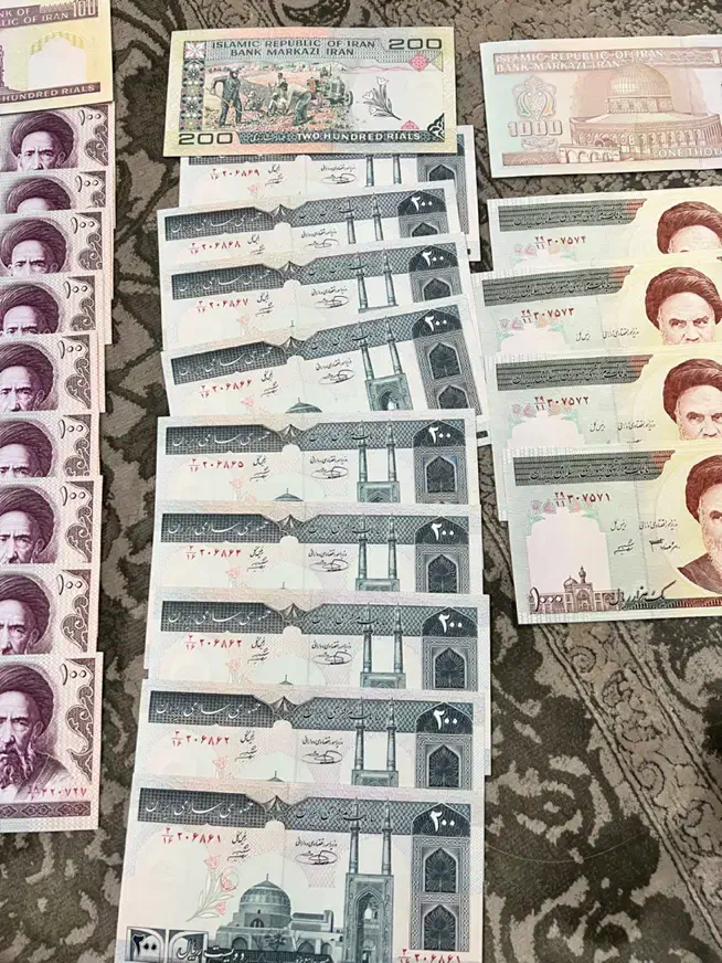 اسکناس قدیمی نو|کلکسیون سکه، تمبر، اسکناس|رشت, گلسار|دیوار