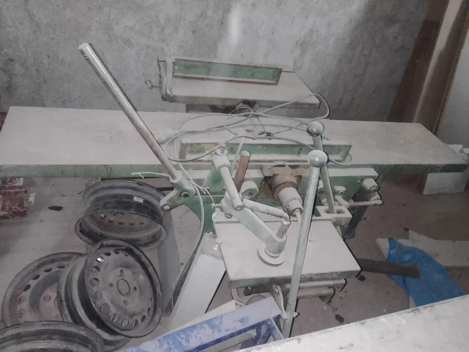 فرو دور کن سعید 3.80وسه کاره فرد30میلیون|ماشینآلات صنعتی|هشتگرد, قاسم آباد بزرگ|دیوار