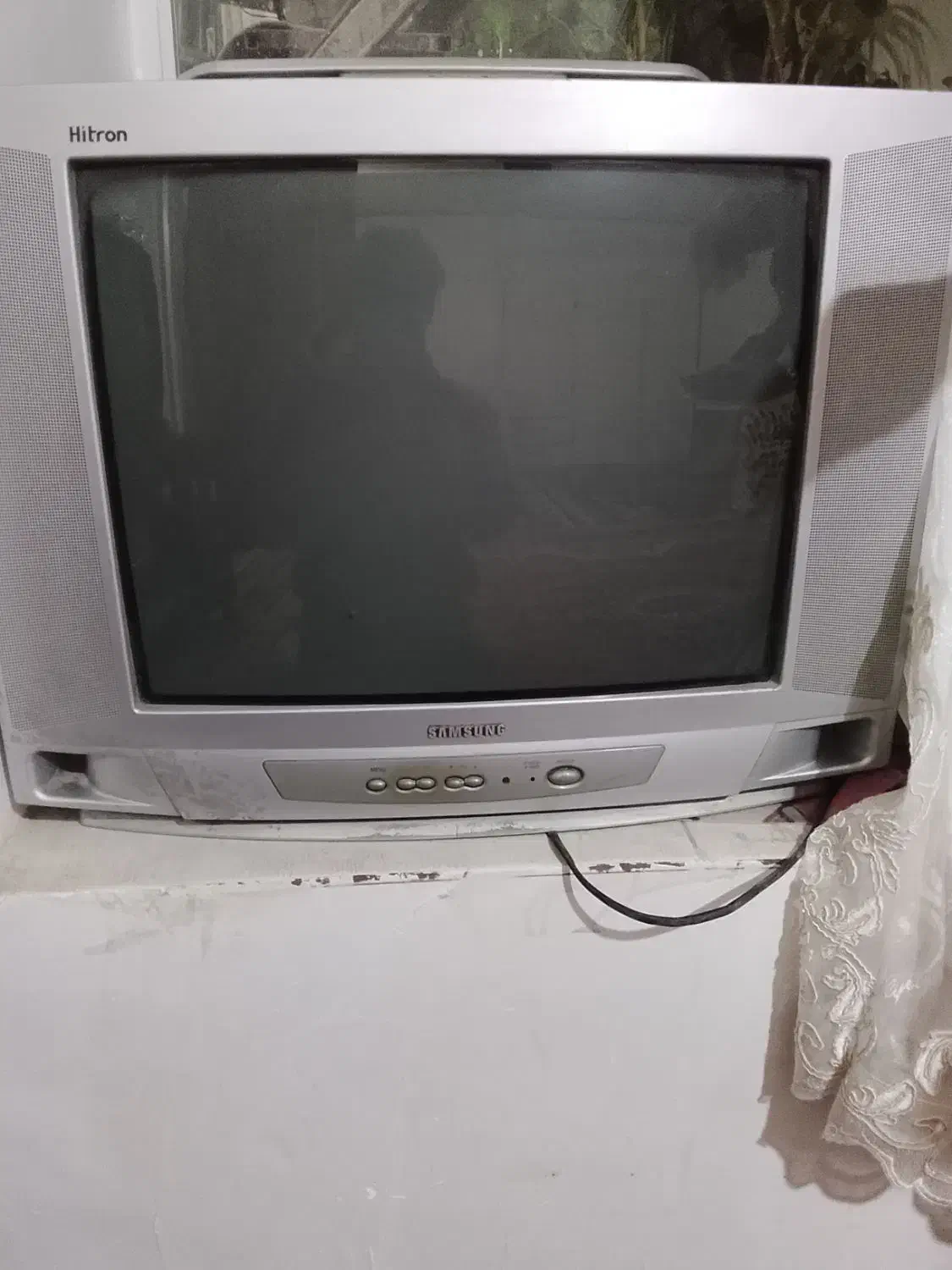 دو عدد تلویزیون|تلویزیون و پروژکتور|خلخال, |دیوار