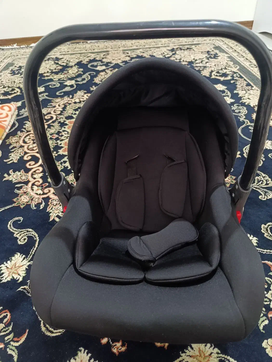 کریه نوزاد مارک baby land|اسباب و اثاث بچه|همدان, |دیوار