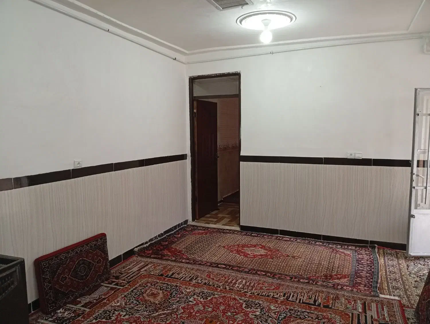 سوئیت واقع در روستای دشه|اجارهٔ کوتاه‌مدت آپارتمان و سوئیت|پاوه, |دیوار