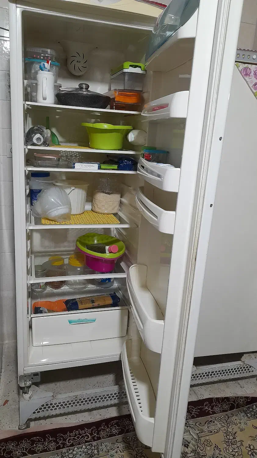 یخچال کاملا سالم مناسب برایه خانه و محل کار|یخچال و فریزر|هشتگرد, شهرک گلها|دیوار