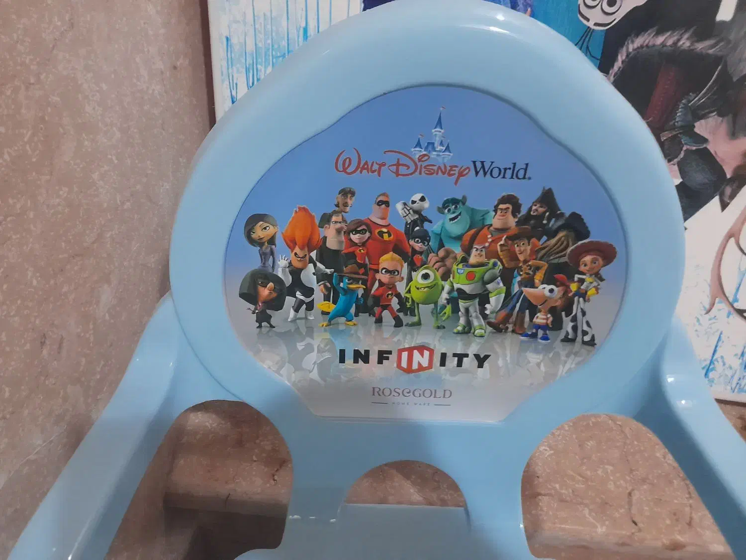 میز تحریر صندلی کودک|تخت و صندلی بچه|رشت, جهاد|دیوار