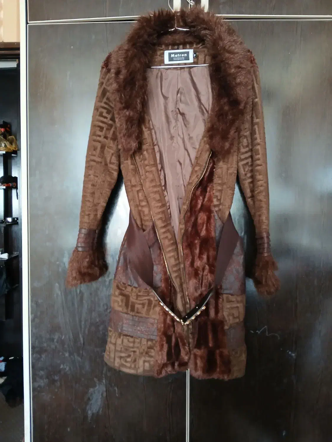 مقدار زیادی انواع  لباس زنانه بفروش میرسد|لباس|اردبیل, |دیوار