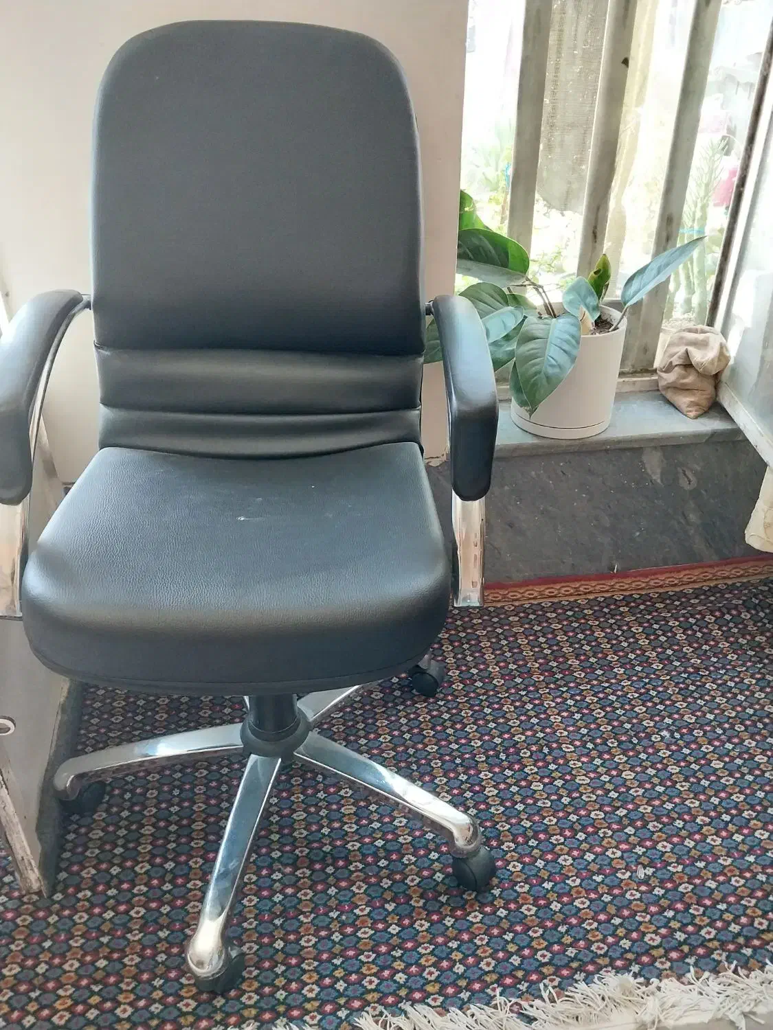 میز و صندلی|میز تحریر و کامپیوتر|شیراز, شریفآباد|دیوار