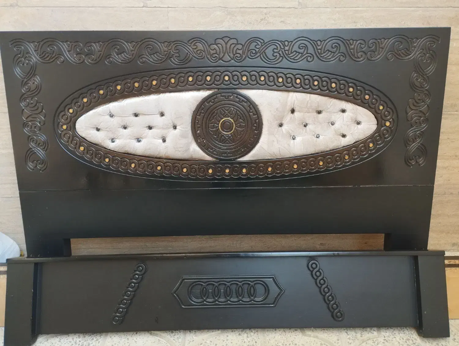 تختخواب دو نفره بهمراه پاتختی|تخت و سرویس خواب|بابا حیدر, |دیوار