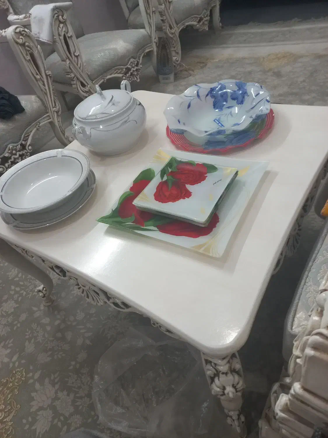 میوه خوری|ظروف سرو و پذیرایی|نجفآباد, قلعه سفید|دیوار