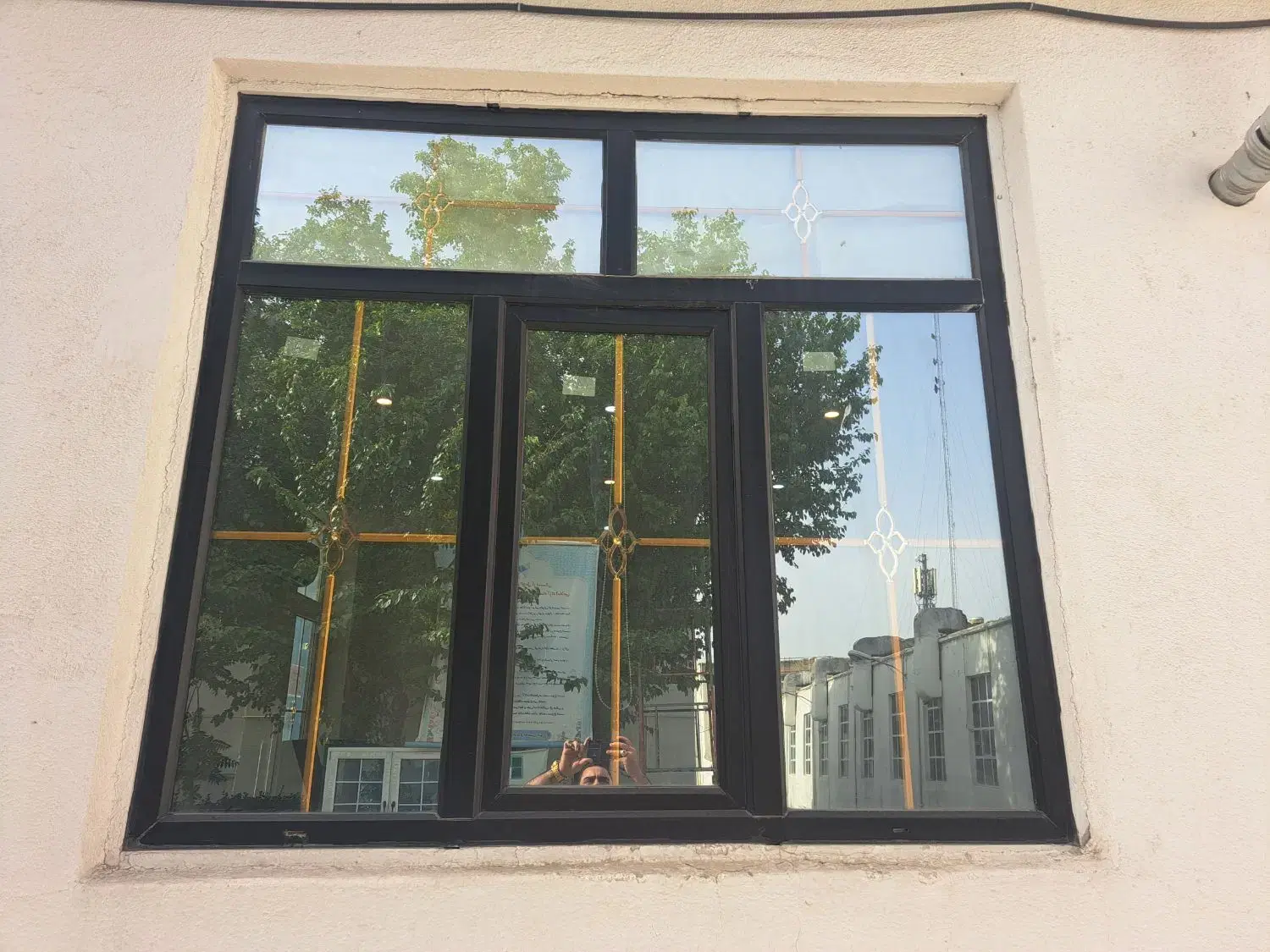 تولید و تعمیرات و نصب درب و پنجره دوجداره upvc|خدمات پیشه و مهارت|تهران, دیلمان|دیوار