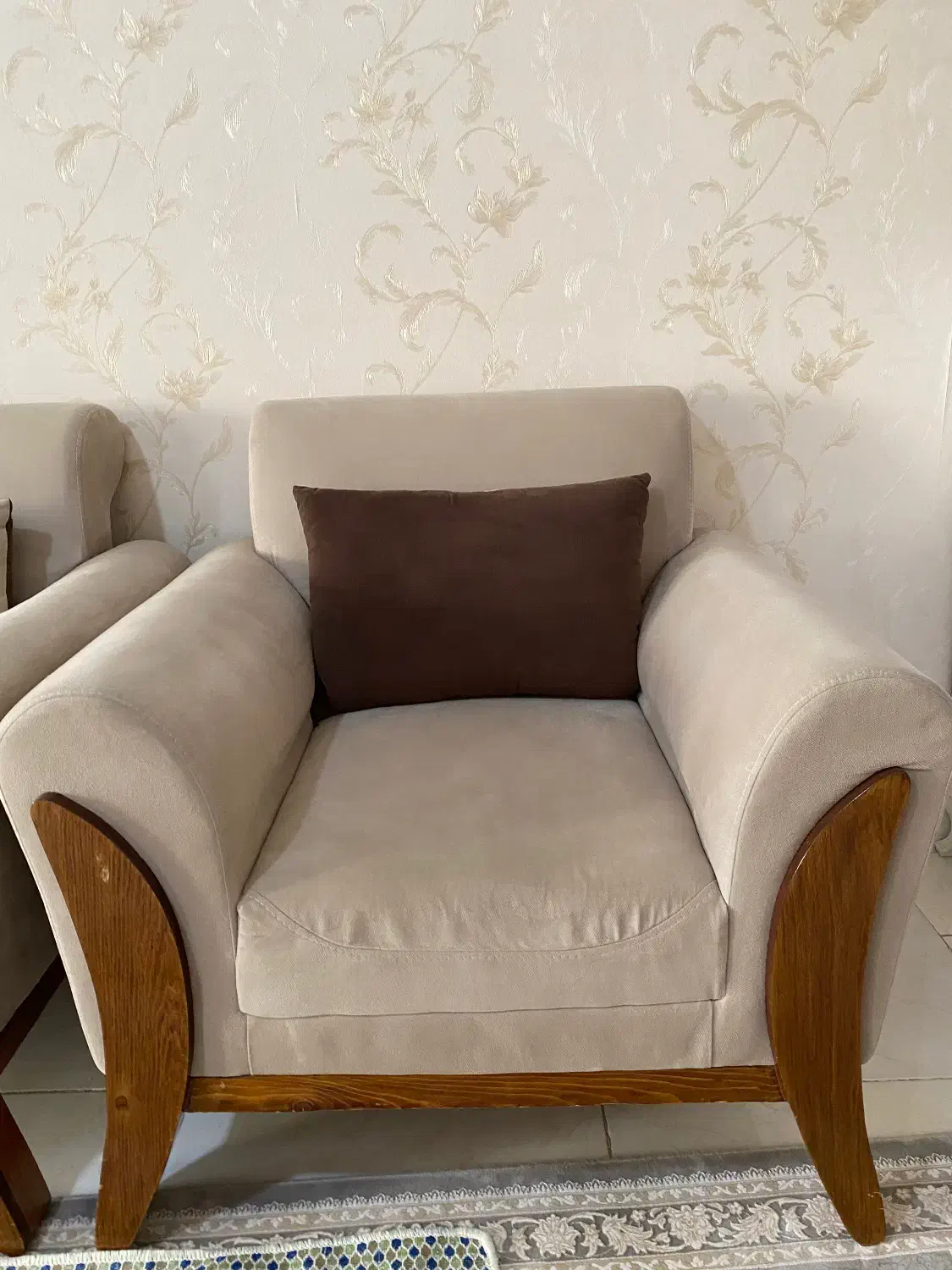 مبل راحتی ۷ نفره و میز عسلی و میز تلویزیون|مبلمان خانگی و میز عسلی|شاهرود, |دیوار