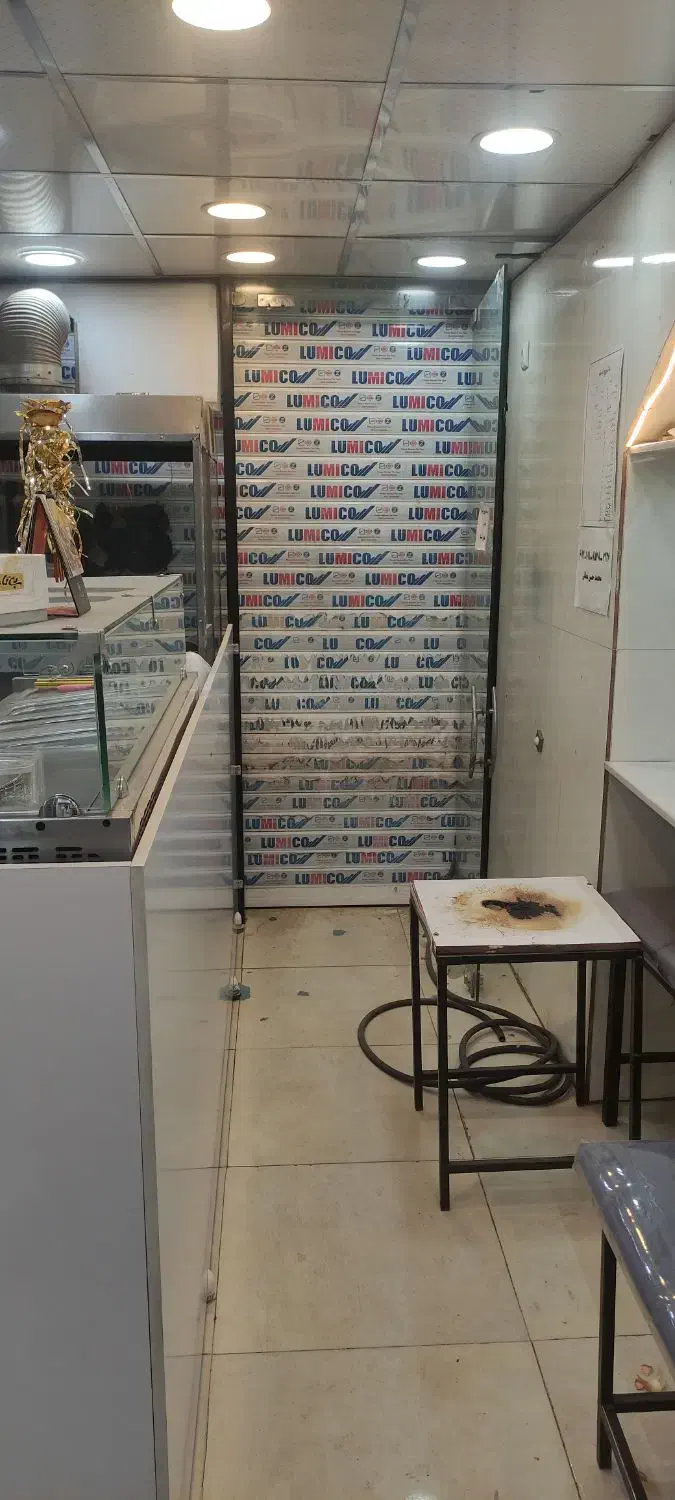 واگذاری یک ساندویچی|فروشگاه و مغازه|قم, قم نو|دیوار