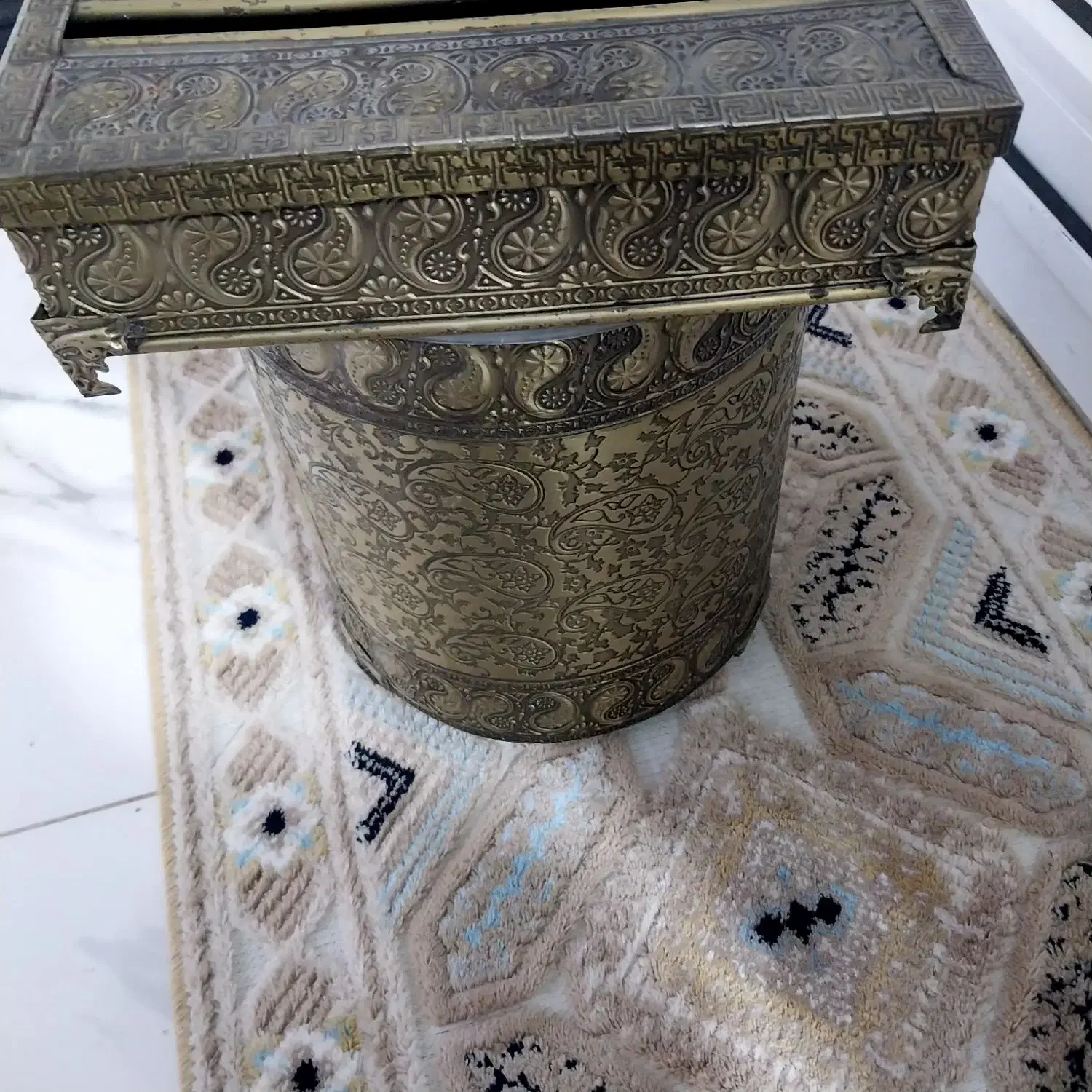 جا دستمال کاغدی و سطل زباله|ظروف نگهدارنده، پلاستیکی، یکبارمصرف|قم, ولیعصر|دیوار