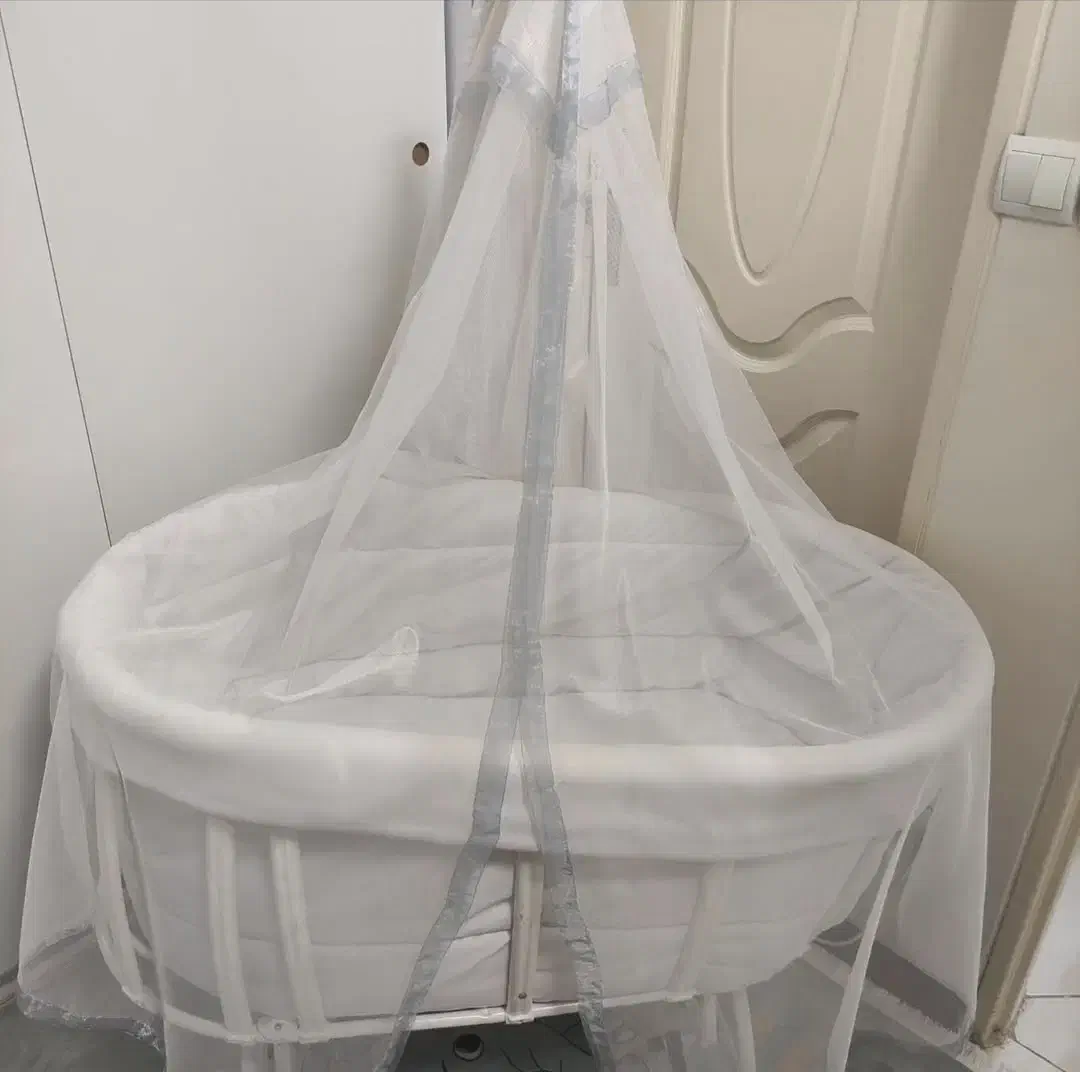 گهواره و تشک بازی بچه|اسباب و اثاث بچه|تهران, راه آهن|دیوار