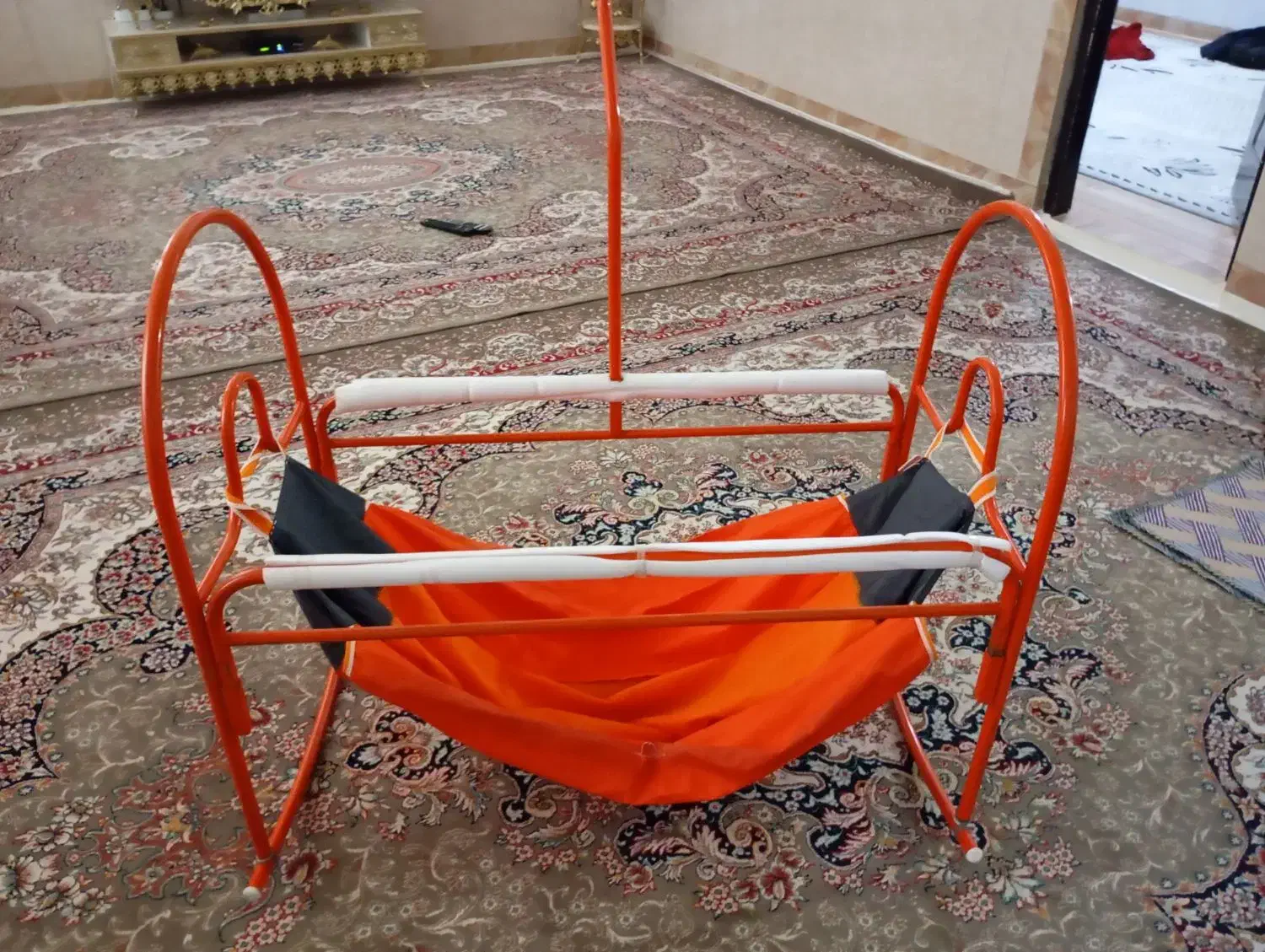 گهواره بچه|تخت و صندلی بچه|کرمانشاه, |دیوار