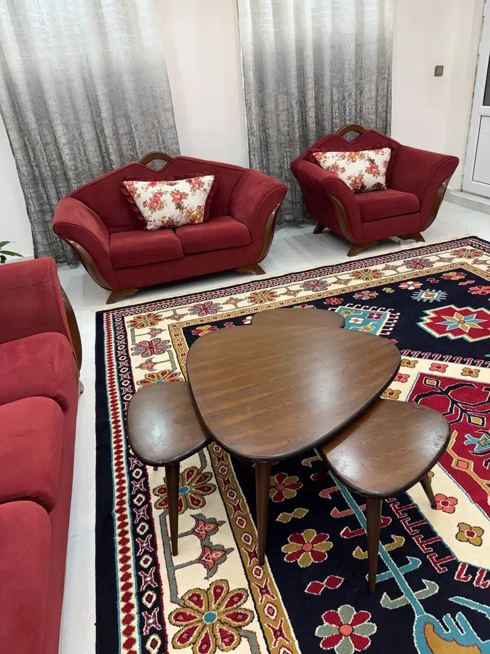 مبلمان 7نفره،جلو مبلی و 3میز عسلی|مبلمان خانگی و میز عسلی|چابهار, |دیوار