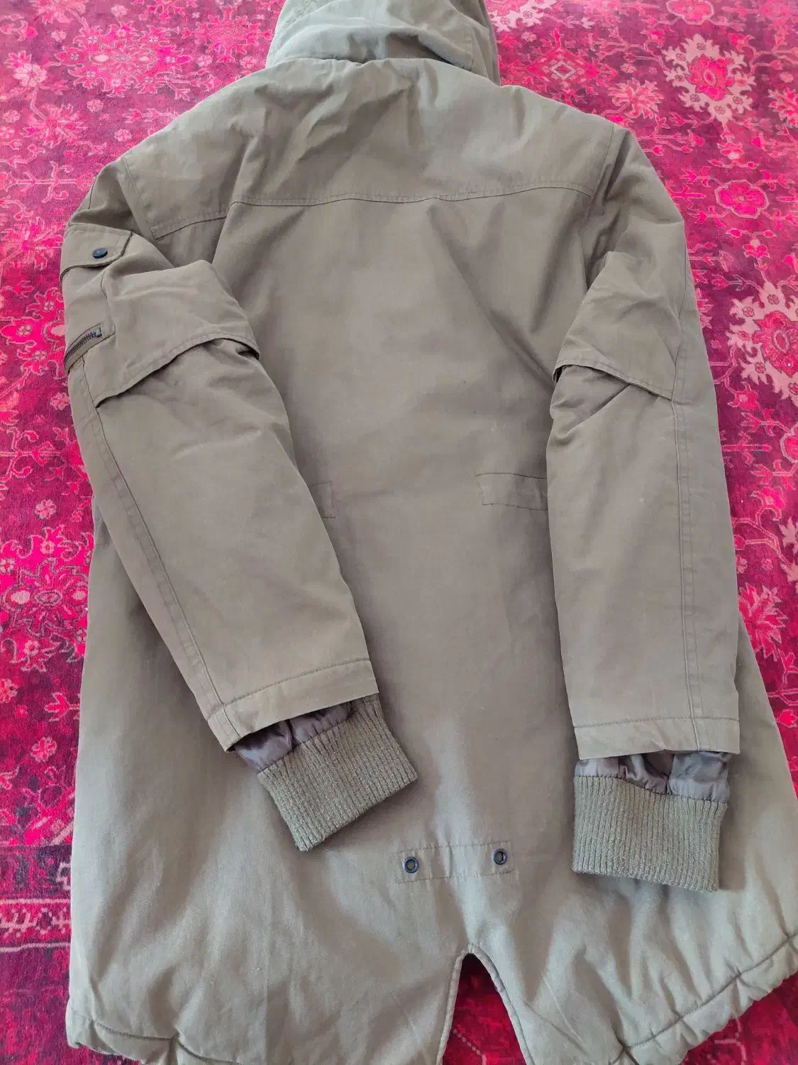 توافقی|لباس|بومهن, |دیوار