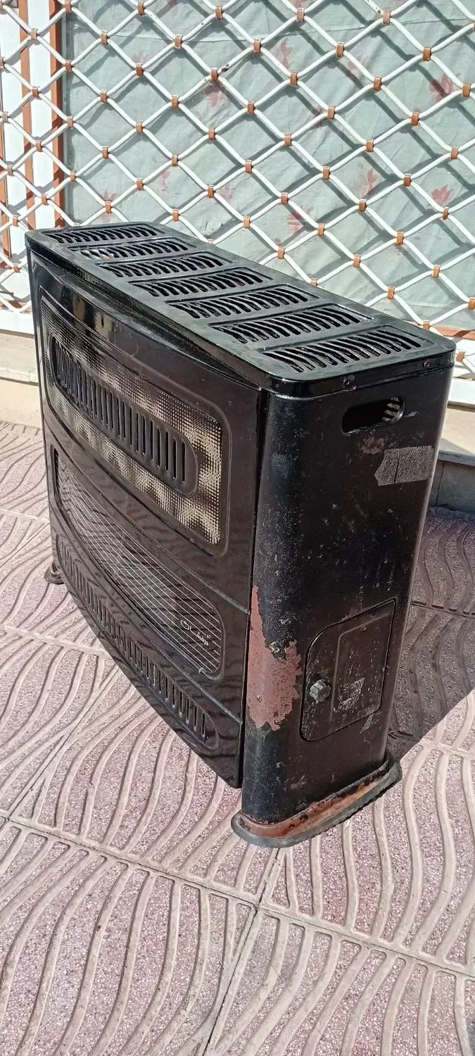 بخاری گازی آذر درخشان سالم و کارکرده|بخاری، هیتر، شومینه|هشتگرد, سیف آباد|دیوار