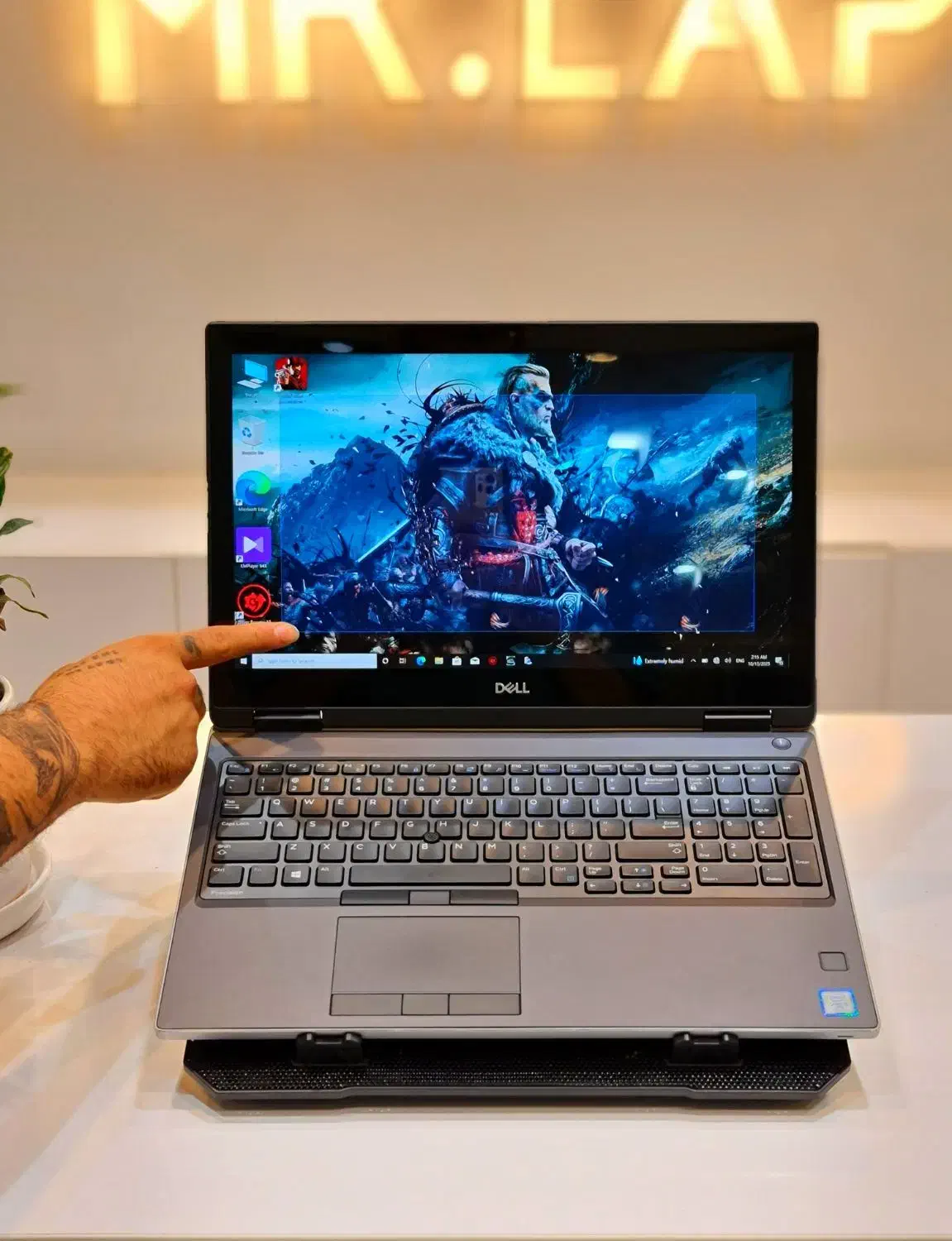 غول گیمینگ Dell گرافیک 4 گیگ / Core i9 9980H تاچ|رایانه همراه|شیراز, عفیف‌آباد|دیوار