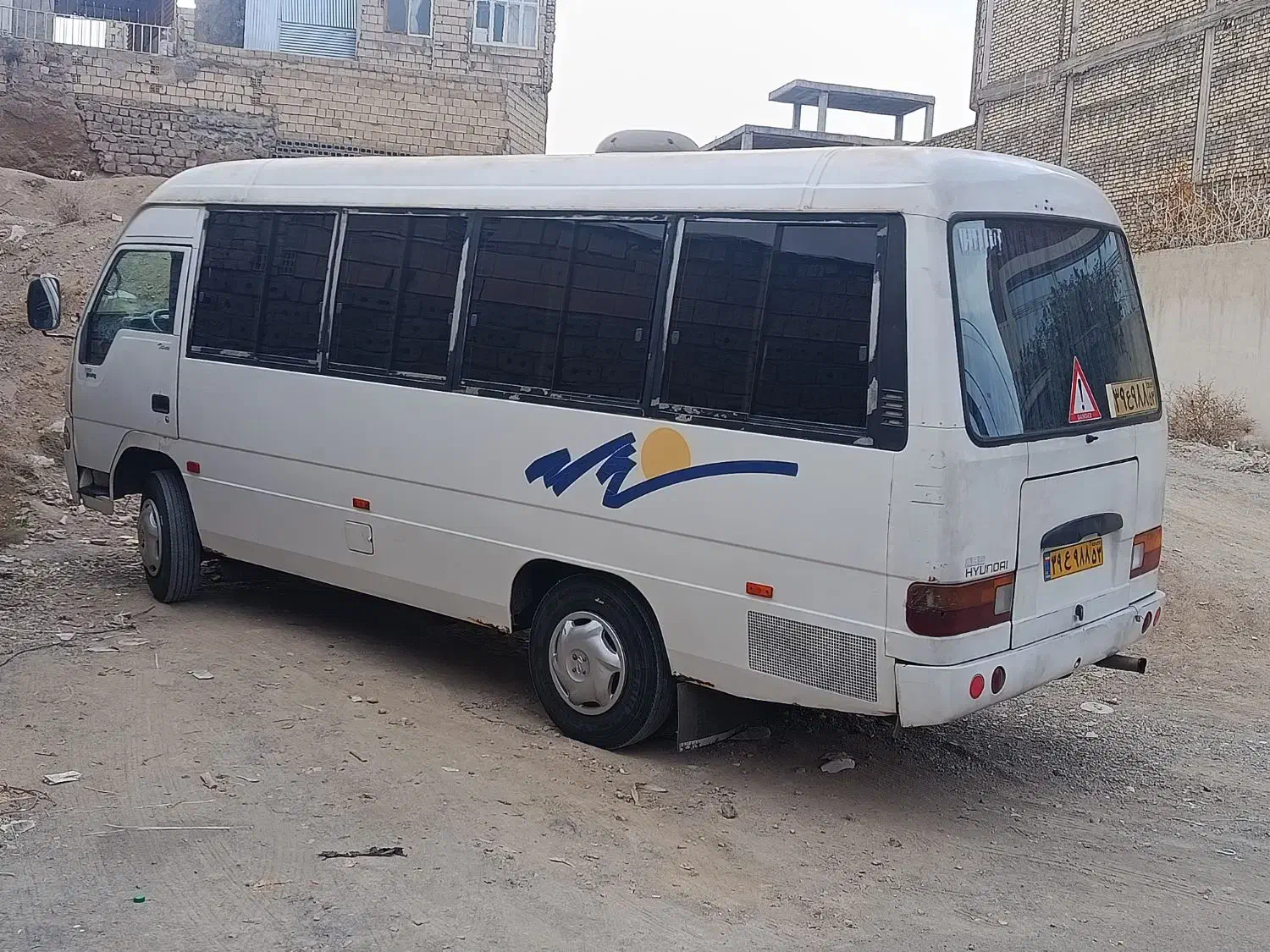 مینی بوس هیوندا مدل 90|خودرو سنگین|لنجان, |دیوار
