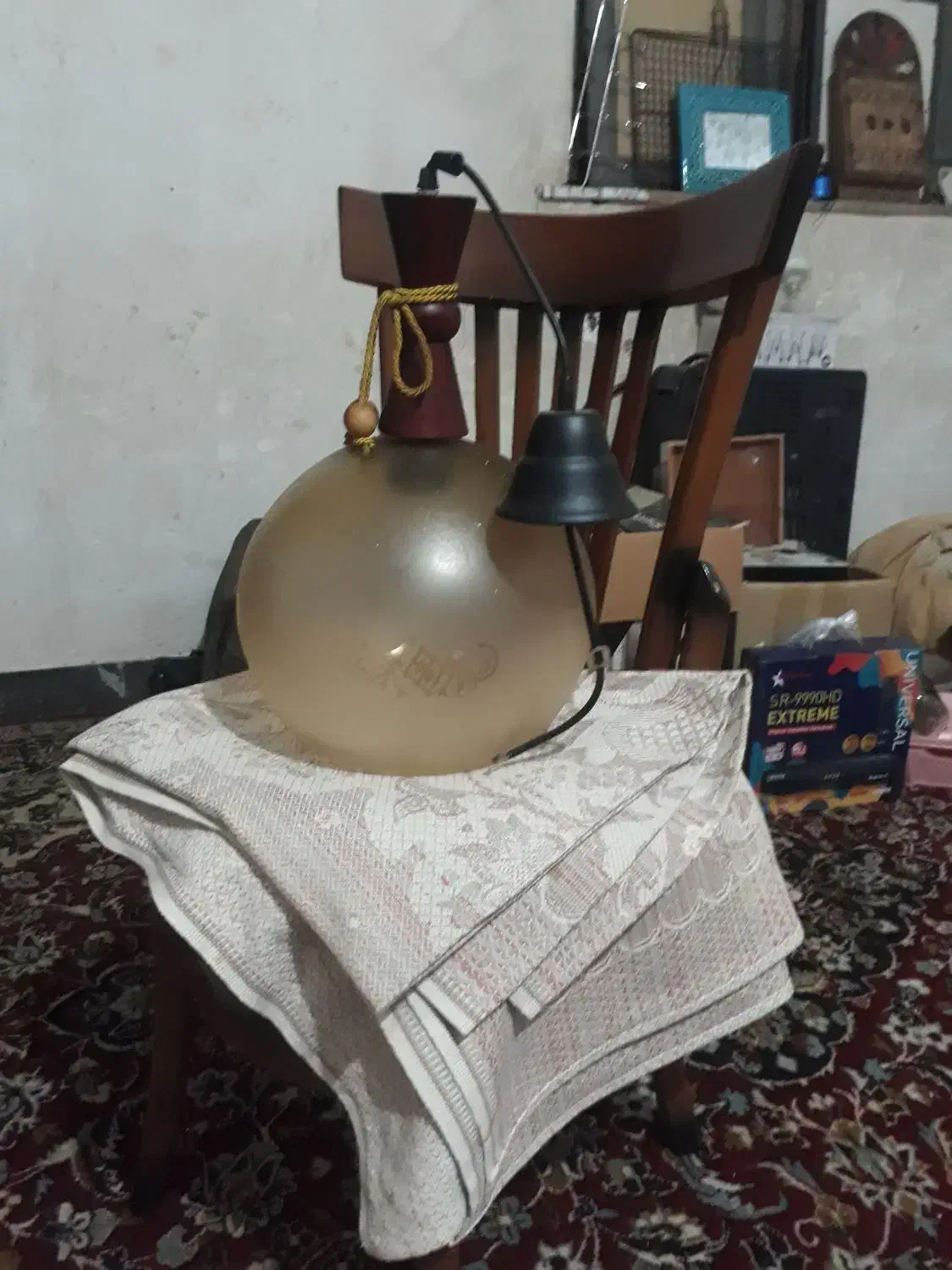 لوستر|لوستر و چراغ آویز|اهواز, فرهنگ شهر|دیوار