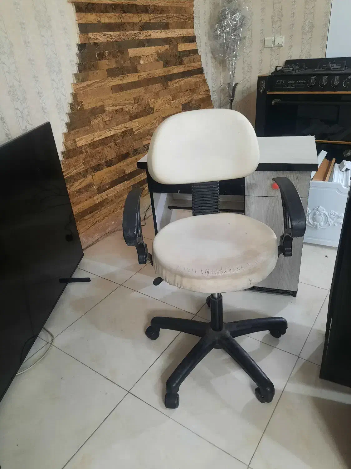 صندلی چرخدار|صندلی و نیمکت|تهران, شهید رجایی|دیوار